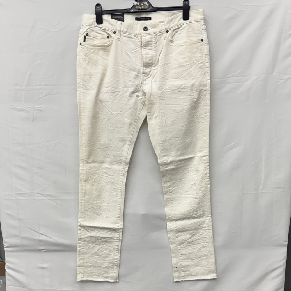John Varvatos Cream Wight Skinny Jeans. (JV025)